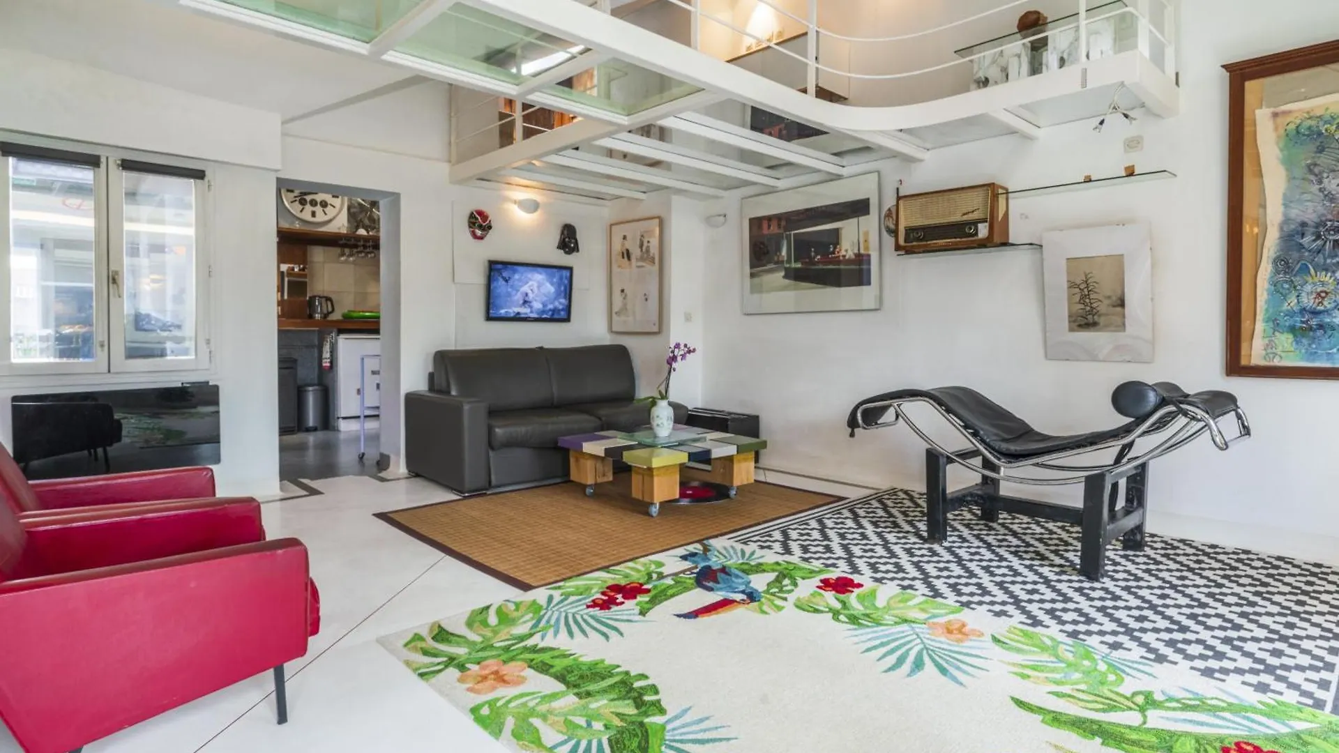 Loft Beaubourg - Marais Apartment *