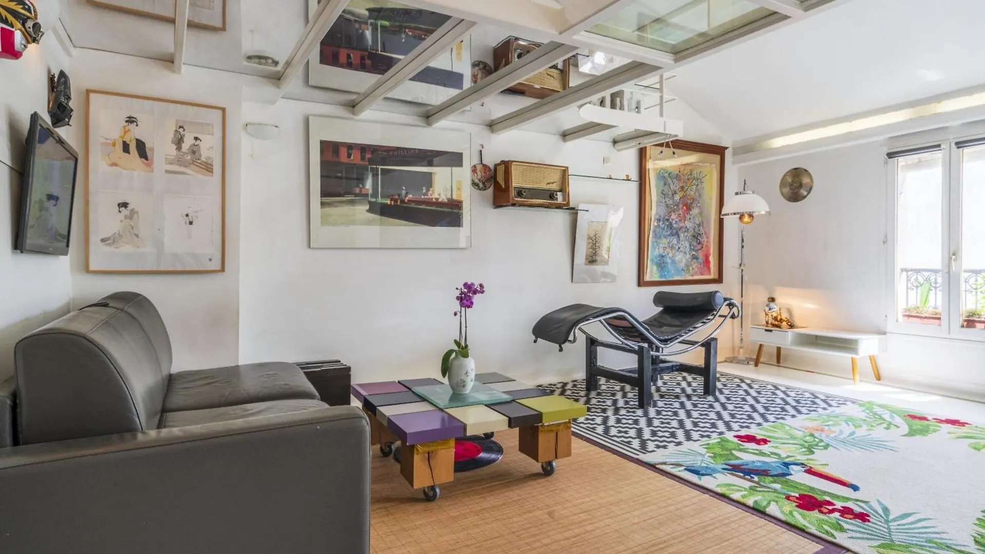 Loft Beaubourg - Marais Apartment *